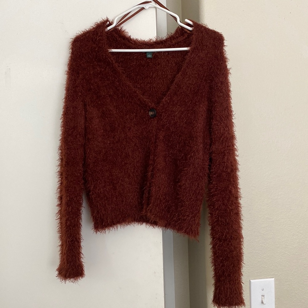 Cropped sweater